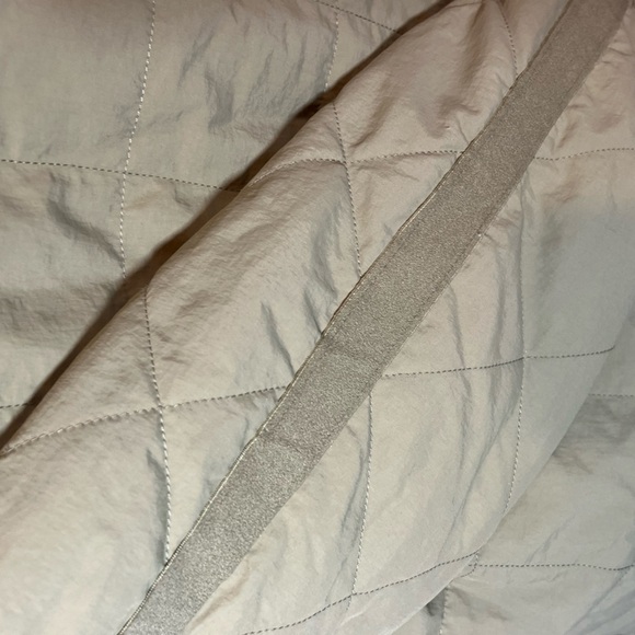 New with tags Olive Green Lightly Quilted Maurice’s Jacket - Picture 5 of 8